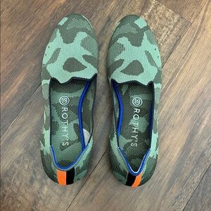 Camo rothys loafer 6.5